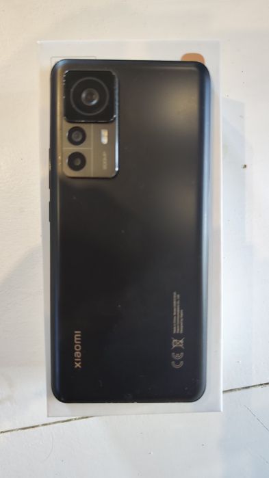 Vendo Xiaiomi 12T Pro. Apenas venda. Não troco