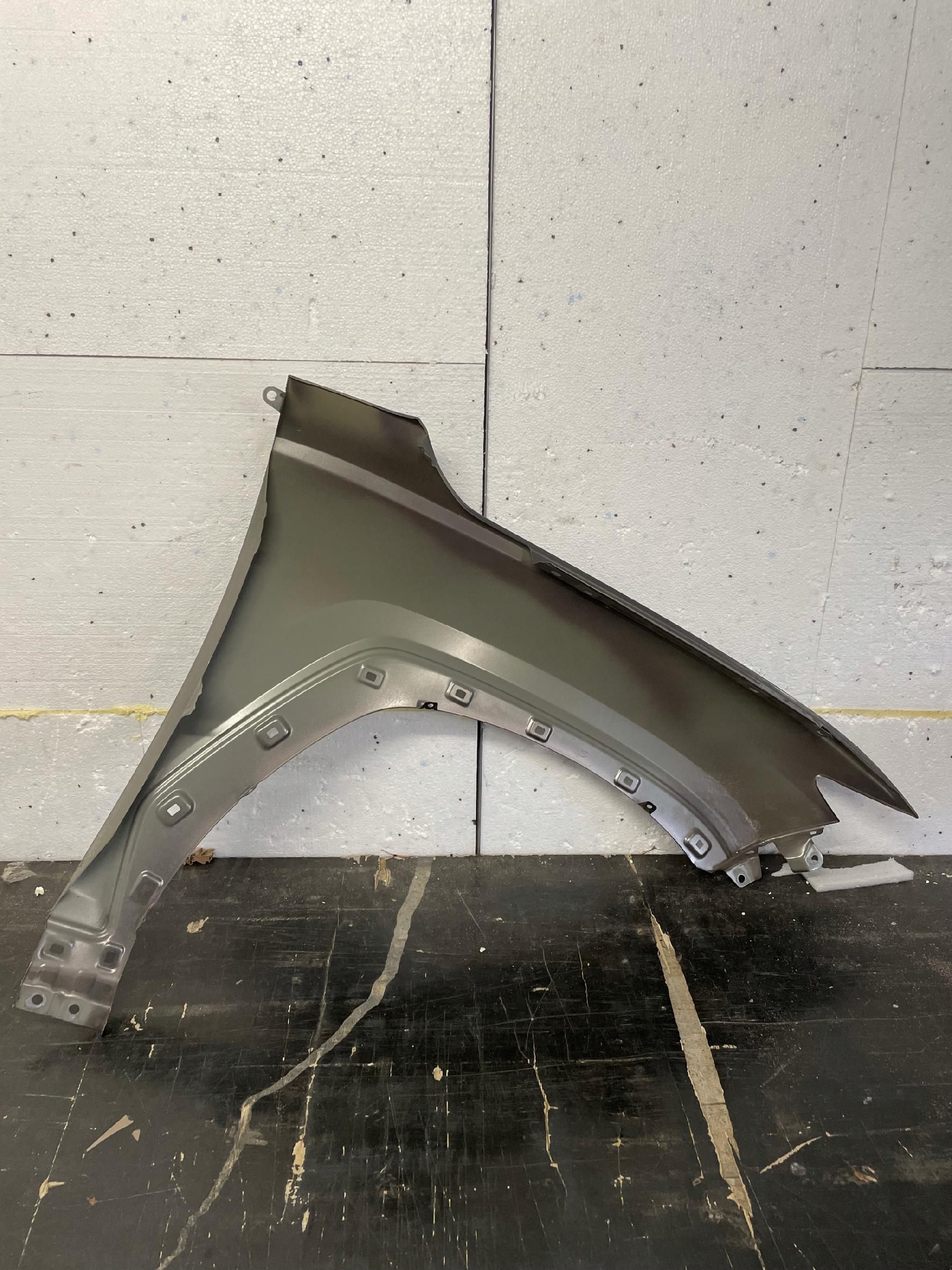 Błotnik przedni lewy HYUNDAI TUCSON IV 4 20-