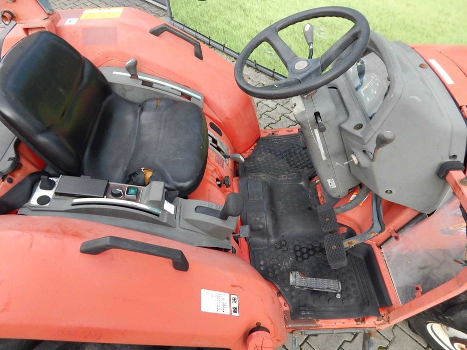 Mały ciągnik Yanmar AF330 4x4 33KM PROMOCJA traktor C330 WSPOMAGANIE