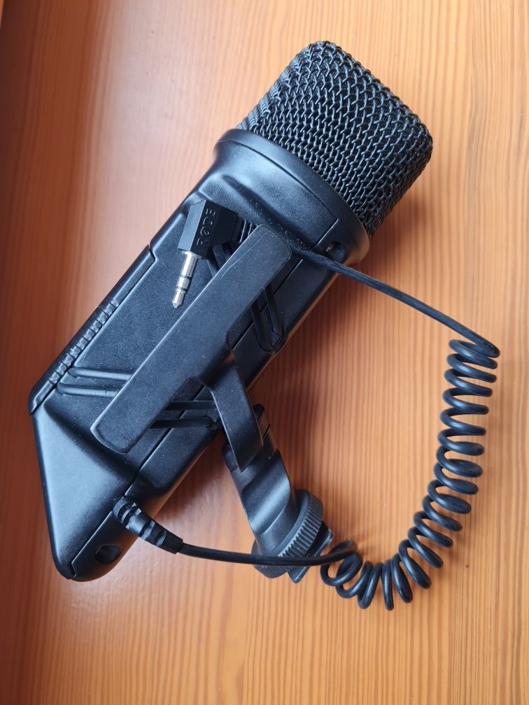 Mikrofon stereo Rode SVM, do kamery lub aparatu foto.