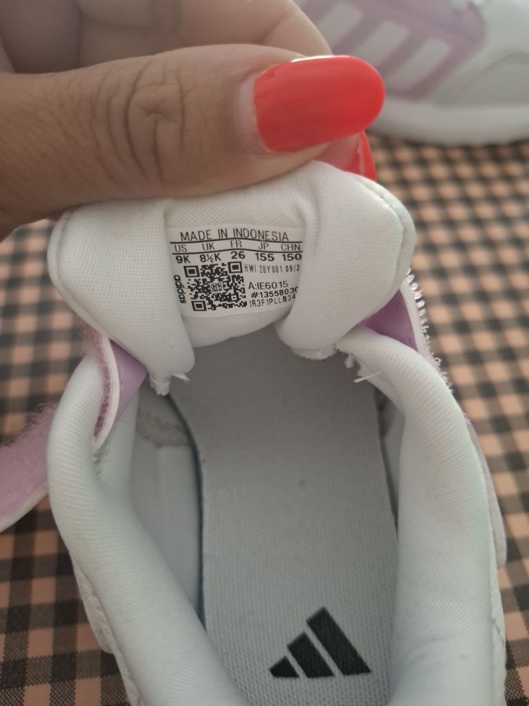 Ténis de menina Adidas