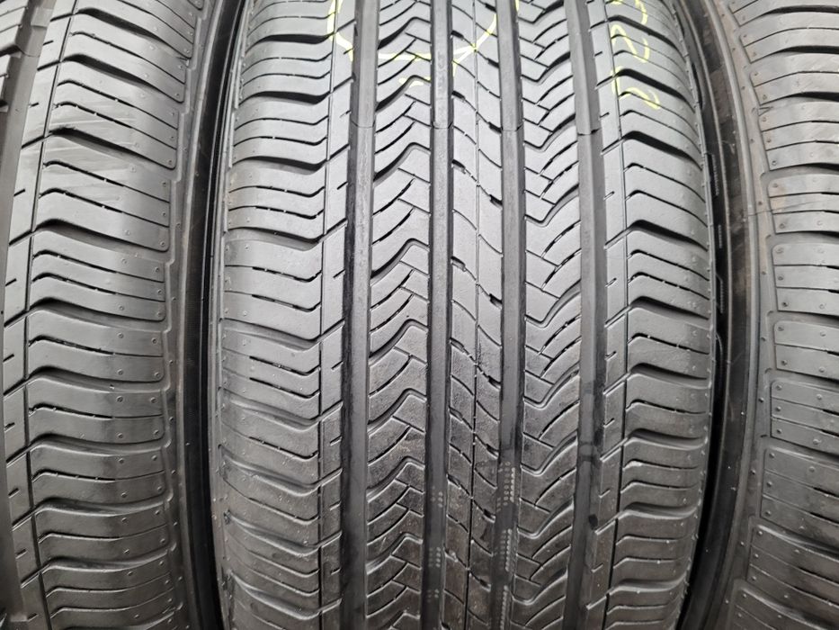 215 55 r17 Maxxis M3 Bravo HP