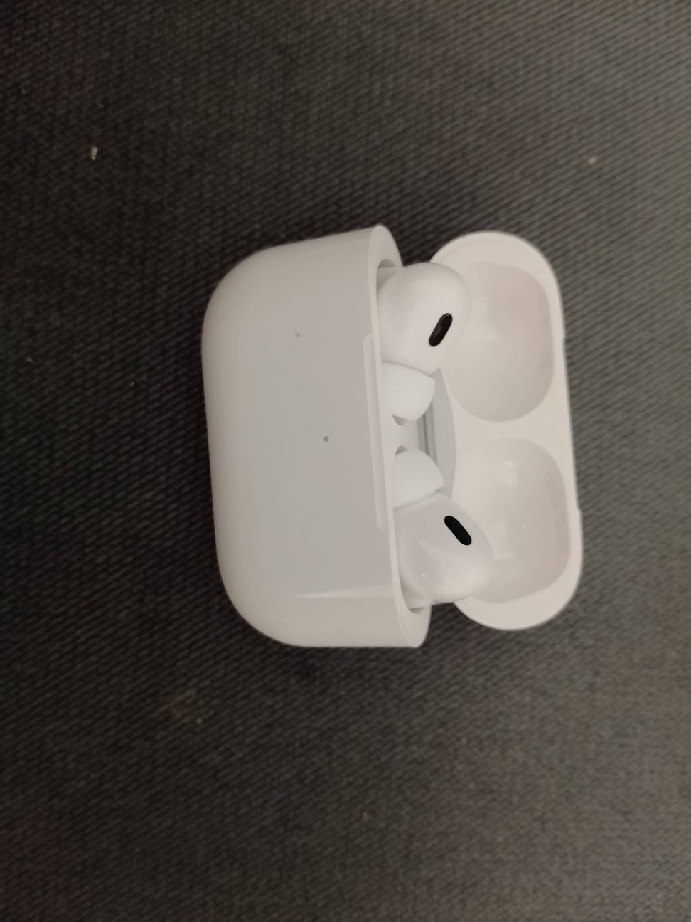 Air pods 2 pro.   .