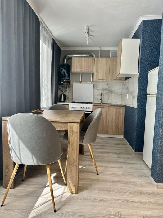 Подобово квартира 2-КІМН Центральний р-н  на Савченко