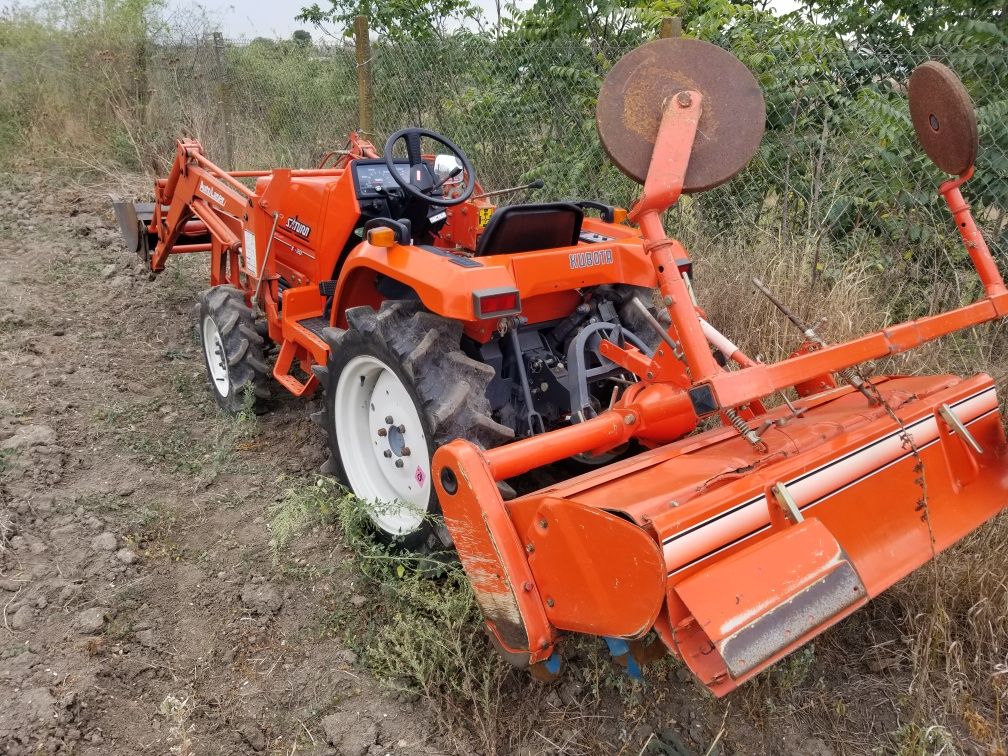 Минитрактор погрузчик Kubota Xb20 лопата кун ковш фреза навантажувач