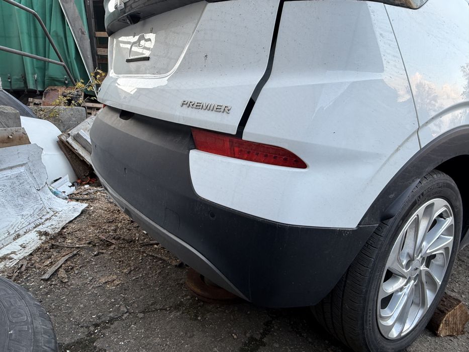 Задний бампер Chevrolet Bolt EUV Premier 2022 цвет 8624