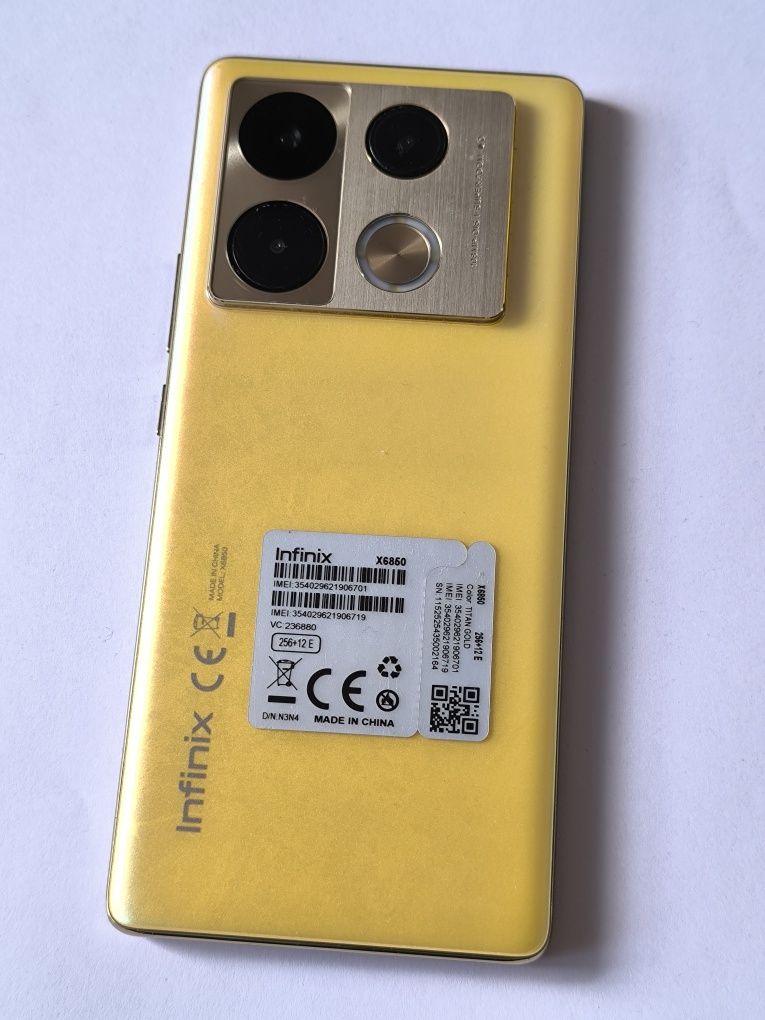 Infinix Note 40 Pro 12/256GB na gwarancji