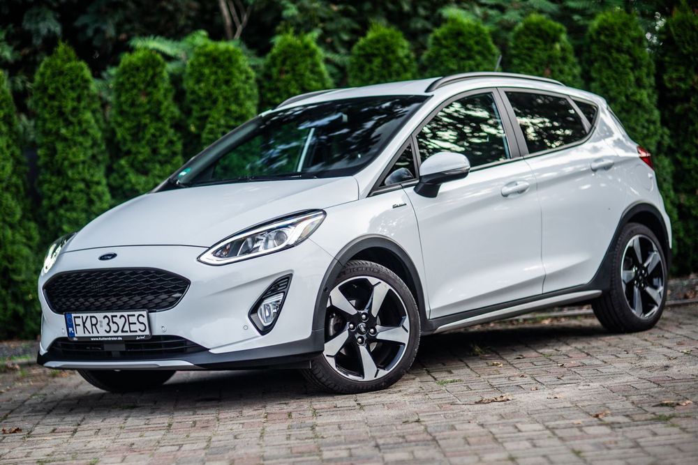 Ford Fiesta Ford Fiesta 1.0 125km Active automat