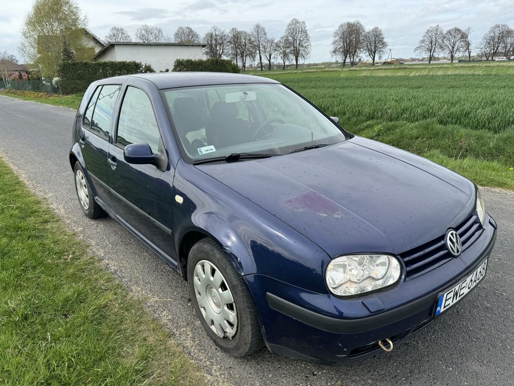 Volksvagen Golf 1.6