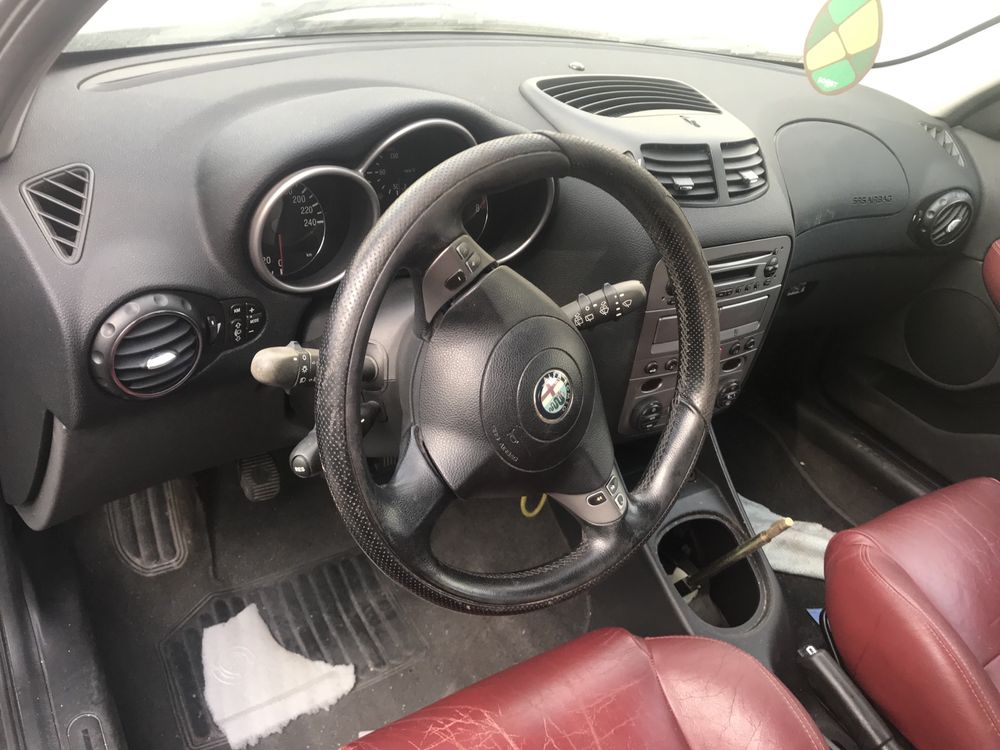 Alfa 147 1.6 G Ano 2004