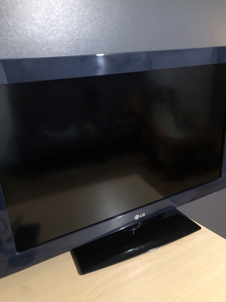 Telewizor LG 32LD450 32 cale