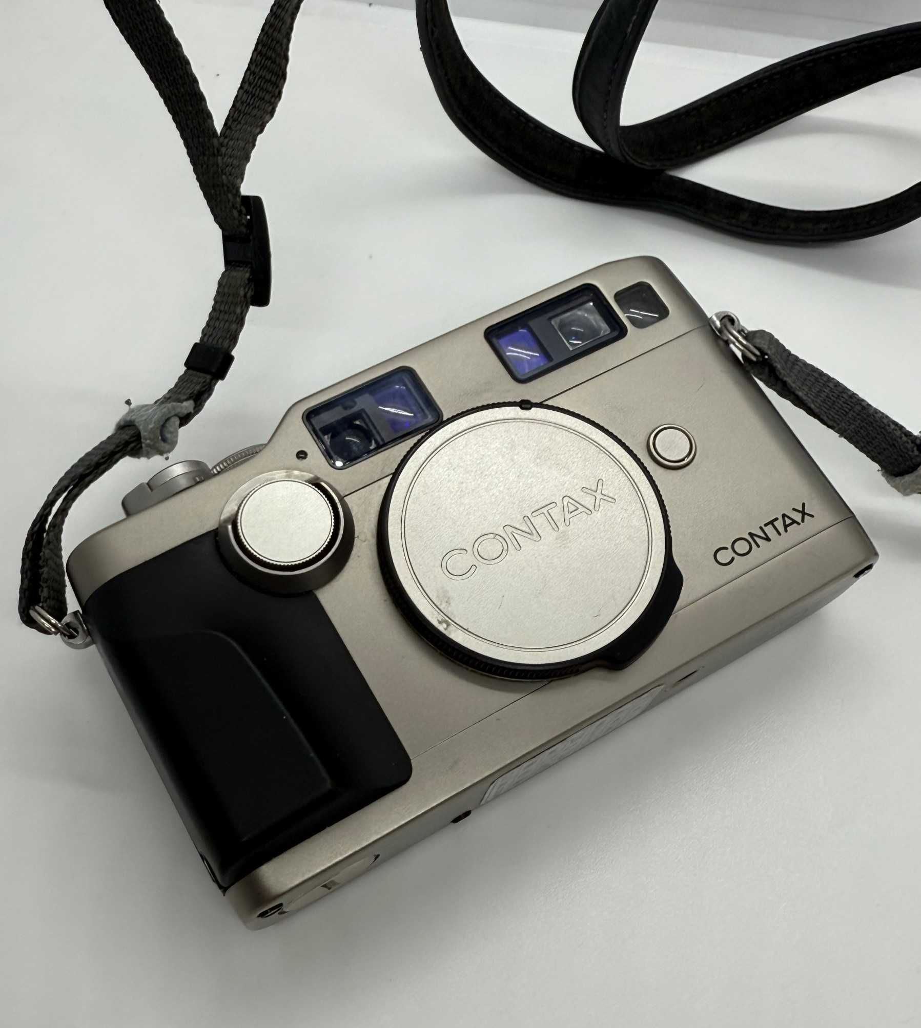 Contax G1 камера з об'єктивом Carl Zeiss Vario Sonnar 35-70mm f3.5-5.6