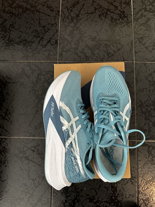 Asics Magic Speed 4