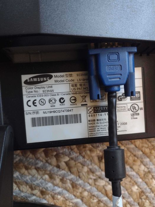 Samsung SyncMaster 923nw 1440 x 900