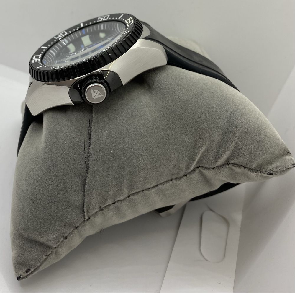 Citizen Eco Drive 300m Solar