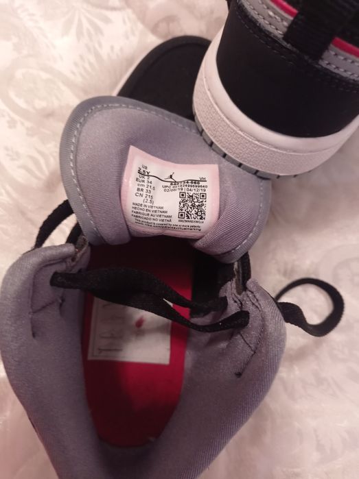 Кросівки(nike jordan)хайтопи34роз.