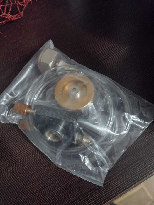 Adapter do nabijania kartuszy gazowych z butli 11kg propan butan