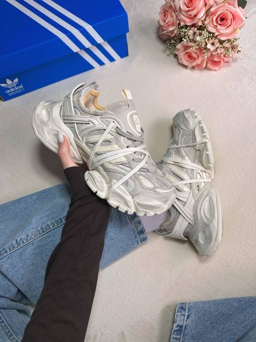 36-45 Adidas Vento XLG Deluxe Beige Grey