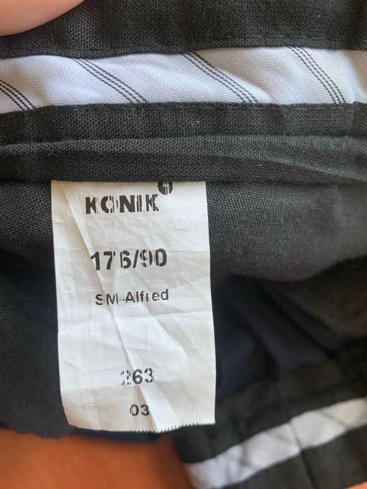 Spodnie garniturowe ciemny granat 176/90. Konik