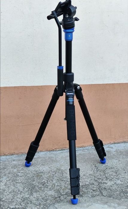 Штатив Benro Aero 2 для фотоаппарата фирменный штатив