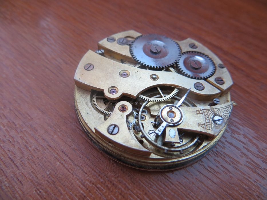 Старинные карманные серебряные часы