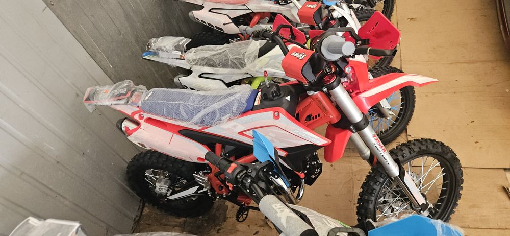 Cross 300cc 250cc 125cc 50cc