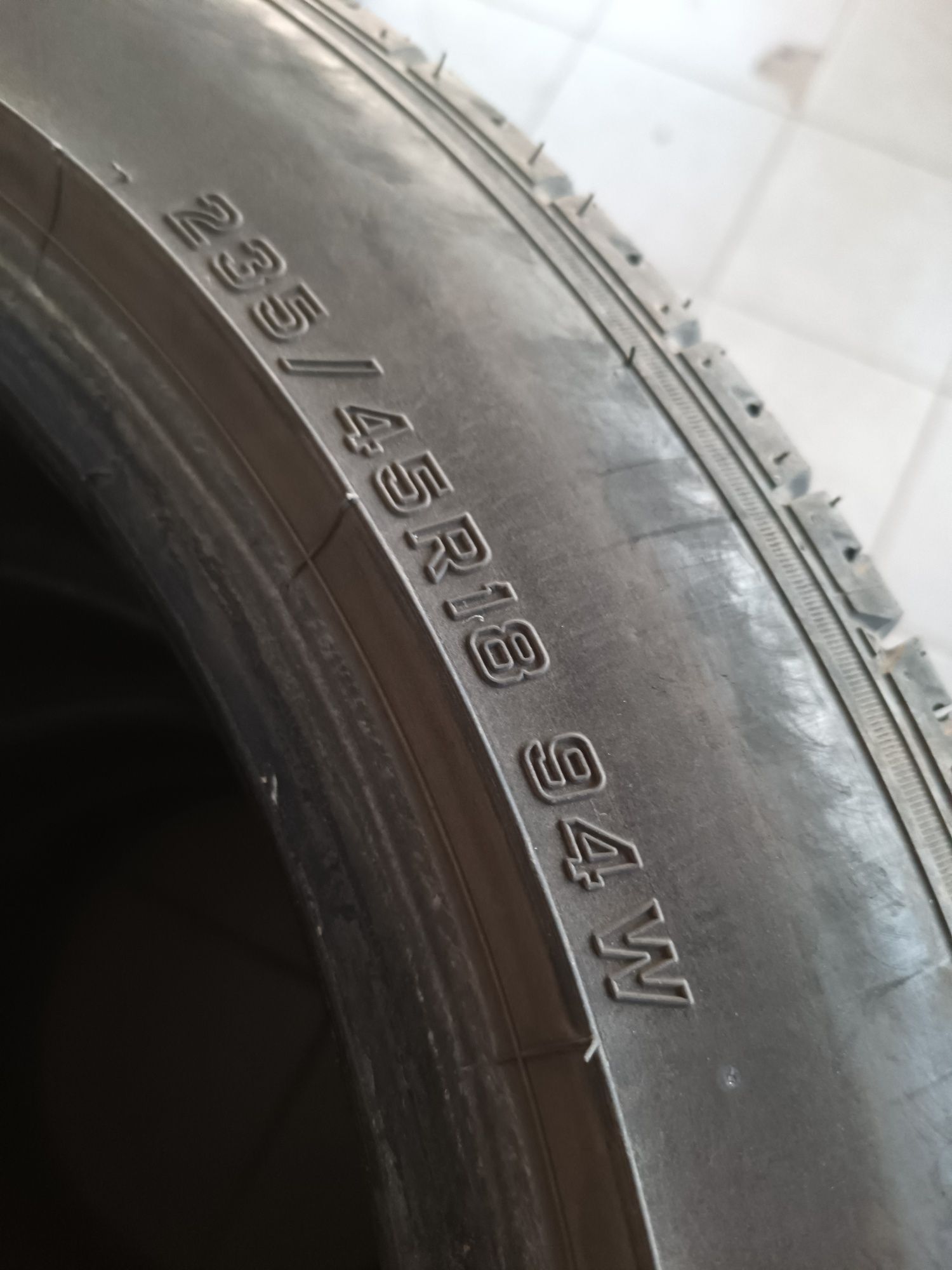 Продам резину 18 Радиус