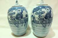 Par de Potes Porcelana Chinesa Crianças e Dragão XX