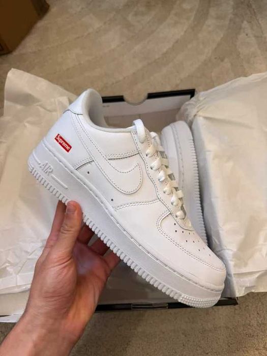 Buty Trampk Nike Air Force 1 Low Supreme White R.43