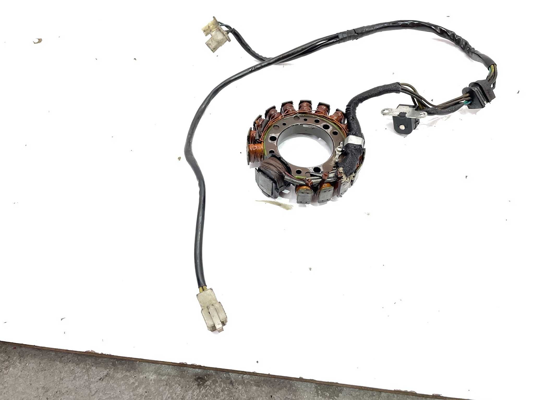 Suzuki Dr 650 600 Stator stojan iskrownik zapłon części