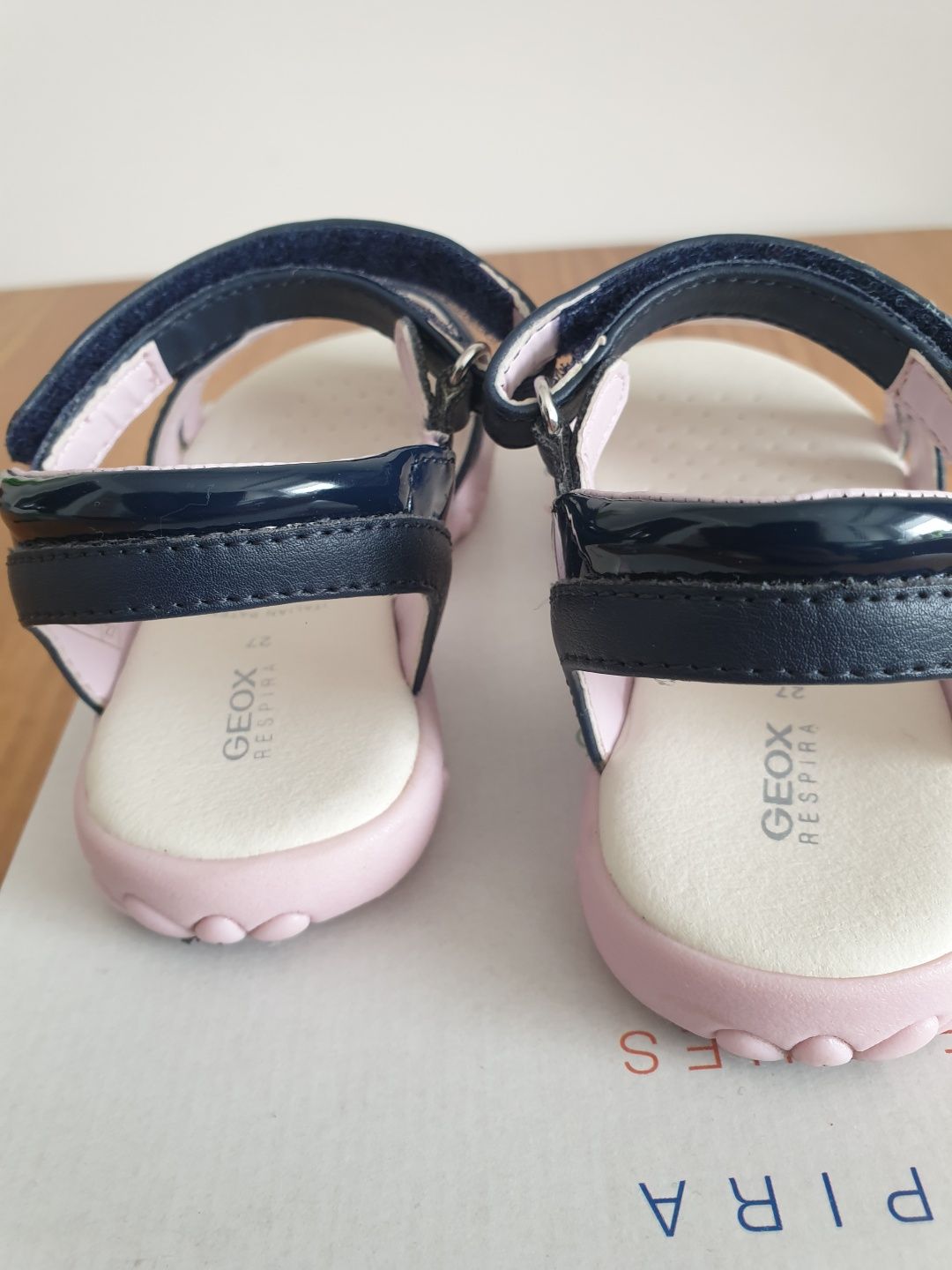 Sandały sandałki geox dla dziewczynki 27 jak nowe
