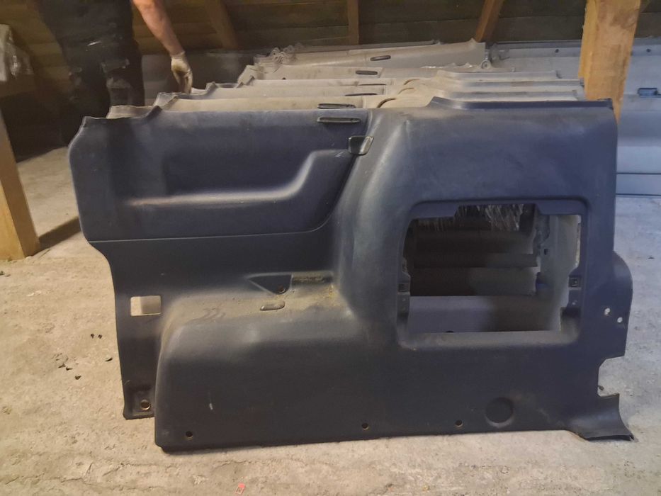 vw t4 boczek tylni prawy multivan