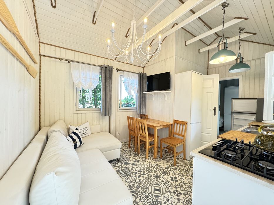 Domki 2-osobowe oraz Rodzinne. Wakacje z psem