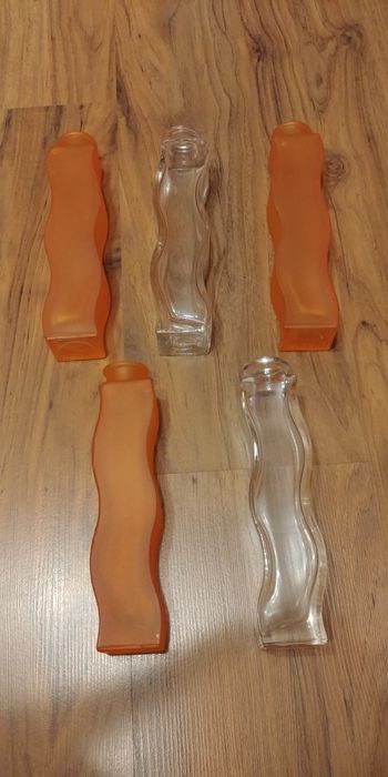 Flakoniki ozdobne kolorowe z grubego szkła dekoracja stan bdb.