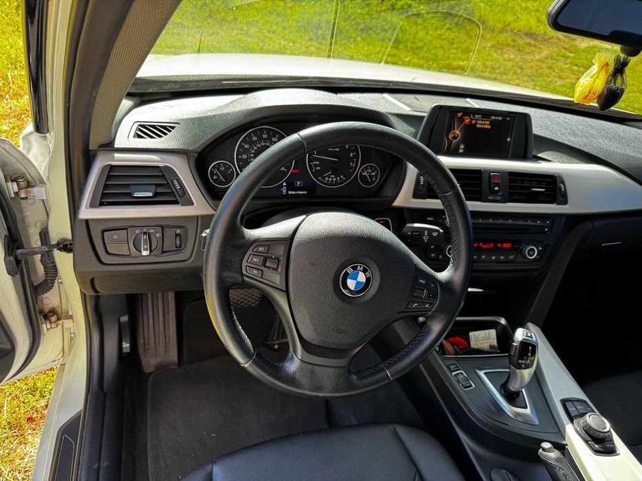 Продам BMW 320i 2015р