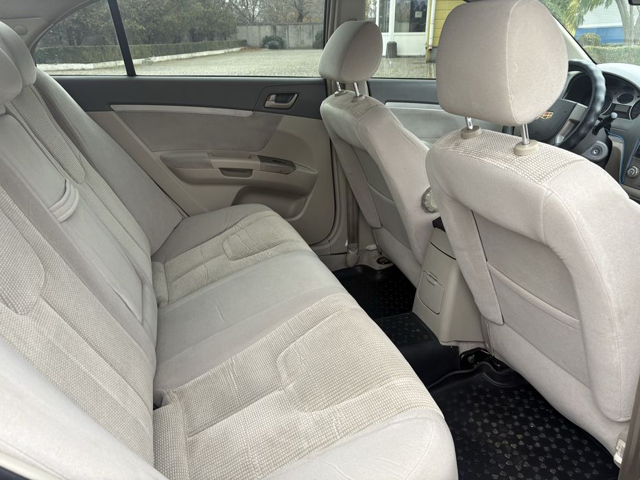 Гарна Geely Emgrand 7