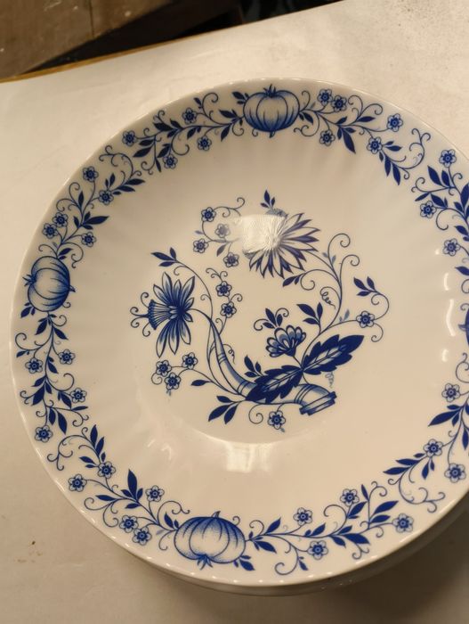 Talerze obiadowe wzór cebulowy