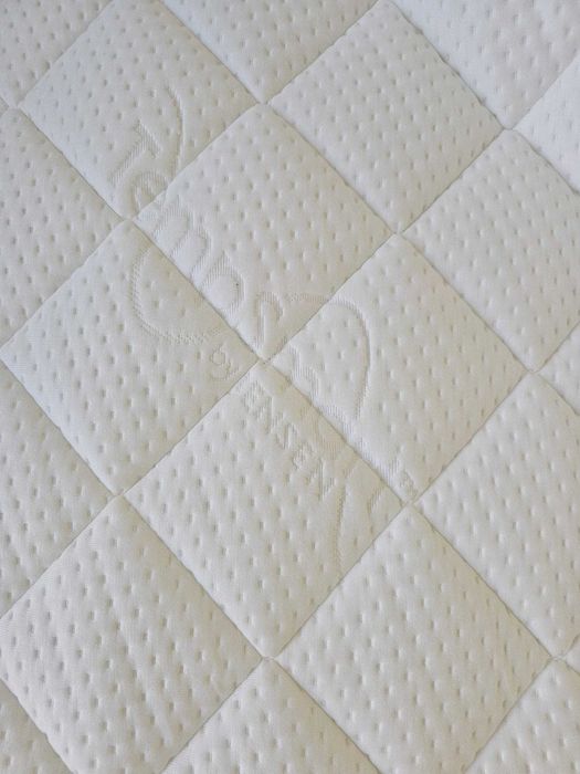 Cama Jensen J4 Continental Seamless 180x200cm – Como Nova