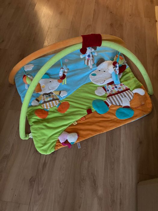 Mata edukacyjna/sensoryczna z pałąkami BabyFehn