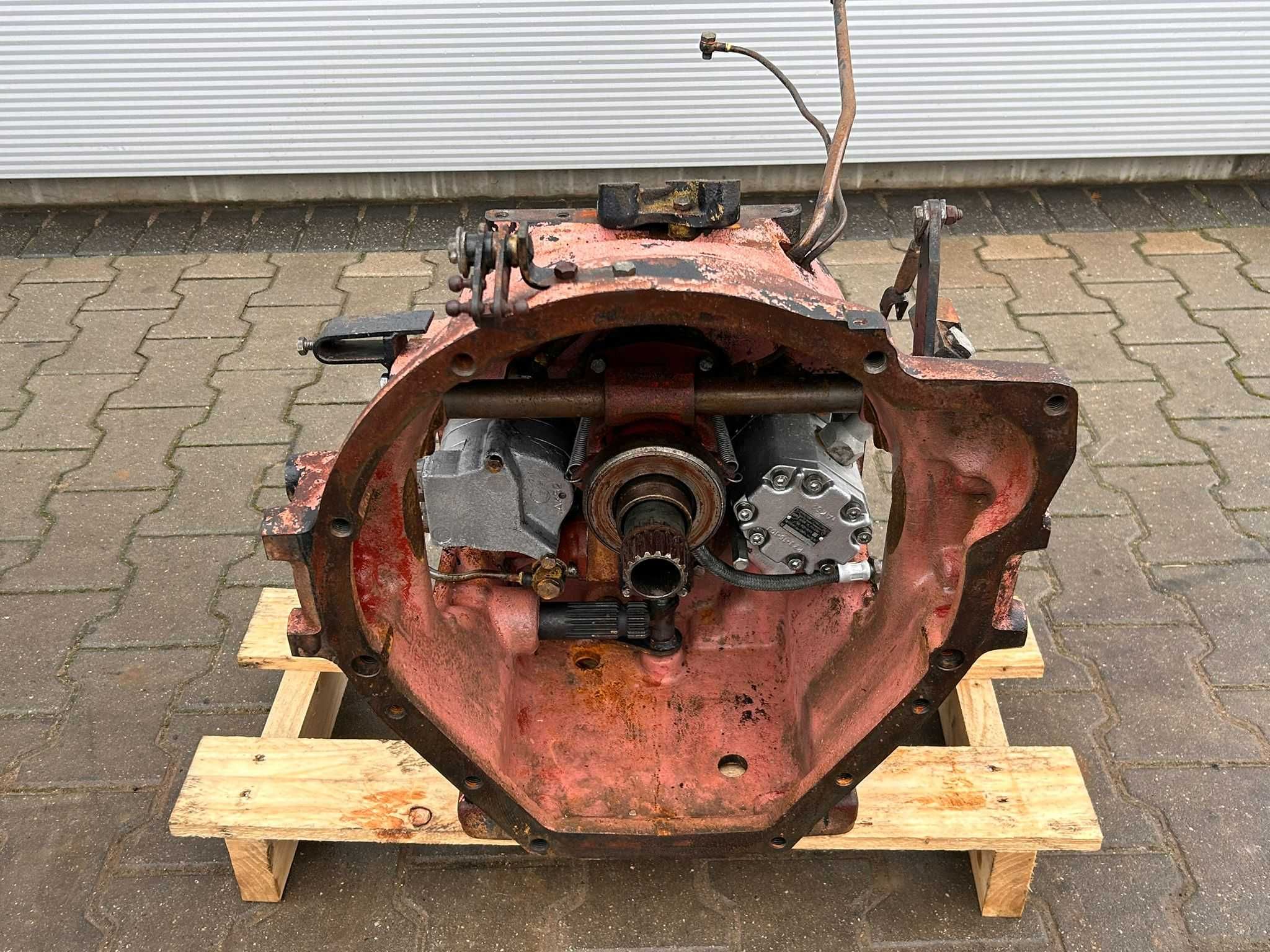 Półskrzynia, nowy typ | URSUS/ZETOR | np. C385, 914, 8145, 1224, 12145