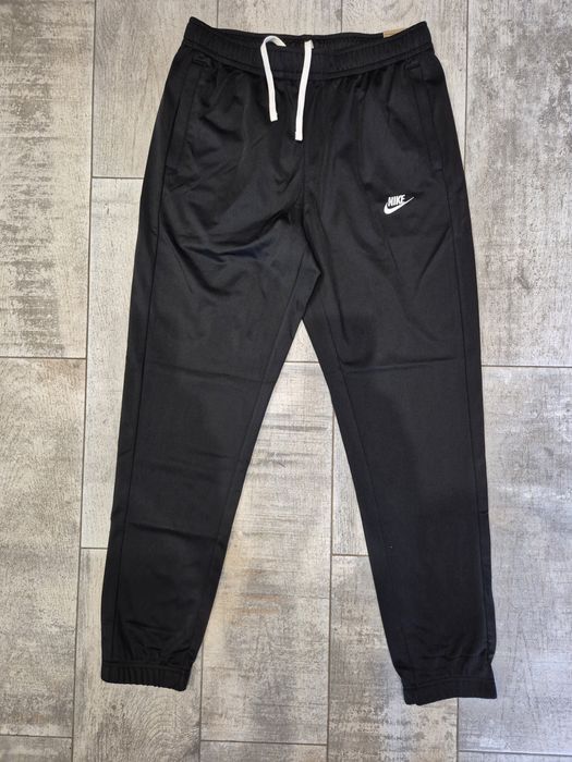 Спортивный костюм Nike FB7351-010 original