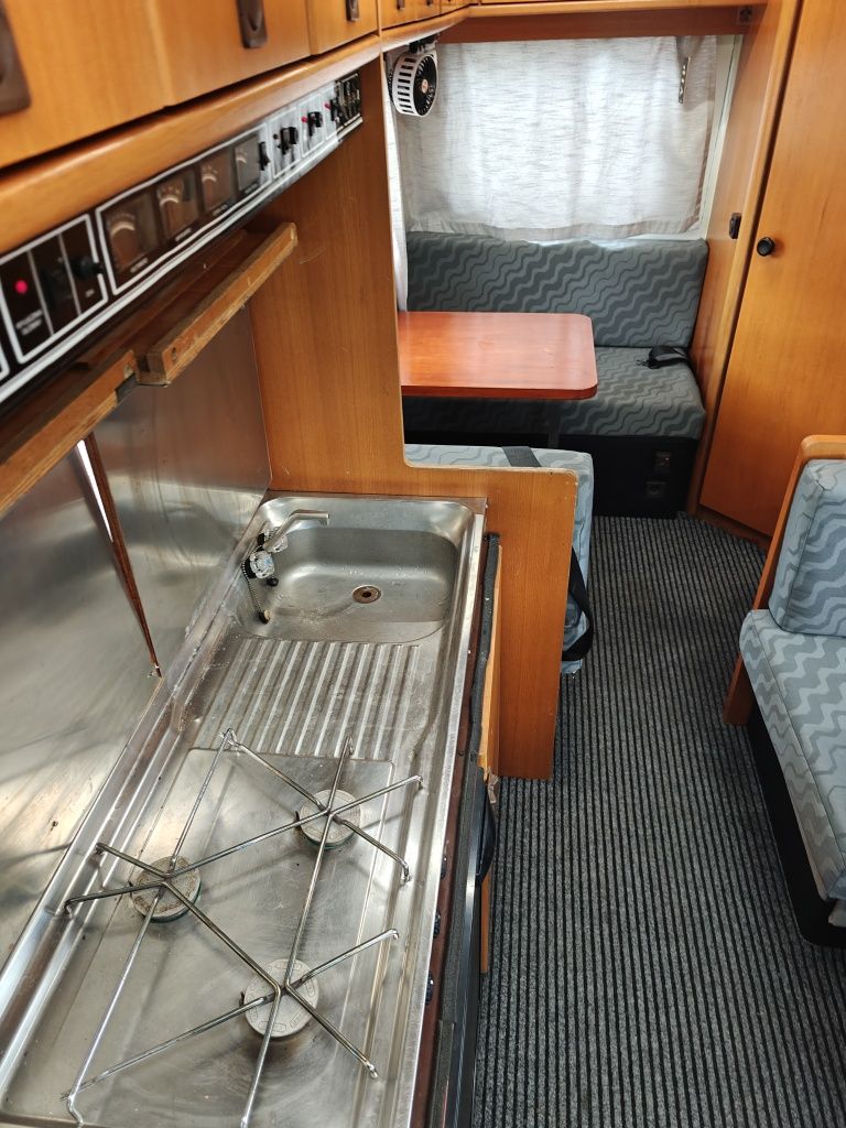 Kamper Fiat Ducato 2.5d zabidowa Hobby 550 AK 8 osób