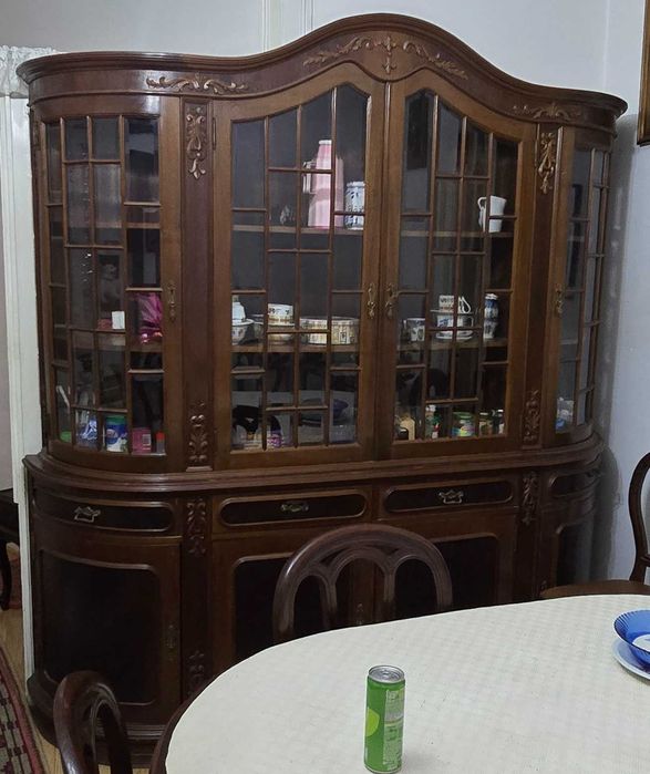 Mobiliário Antigo em conjunto ou em peças separadas