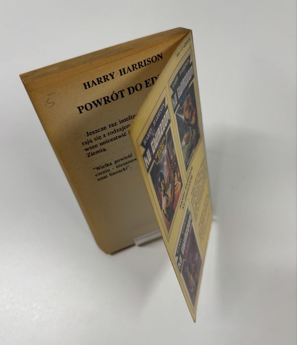 Ku Gwiazdom#Harry Harrison