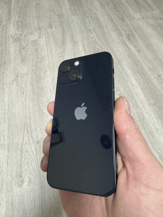 Продам Iphone 13 mini