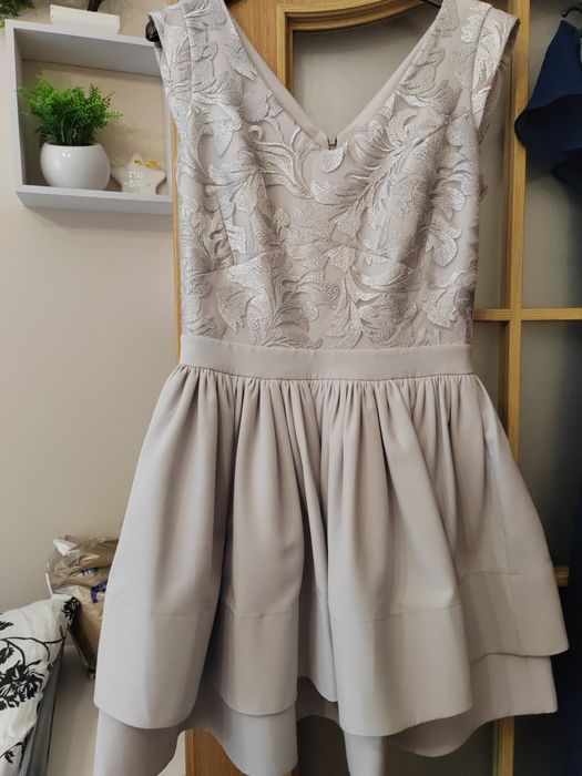 2x sukienka na okazję.