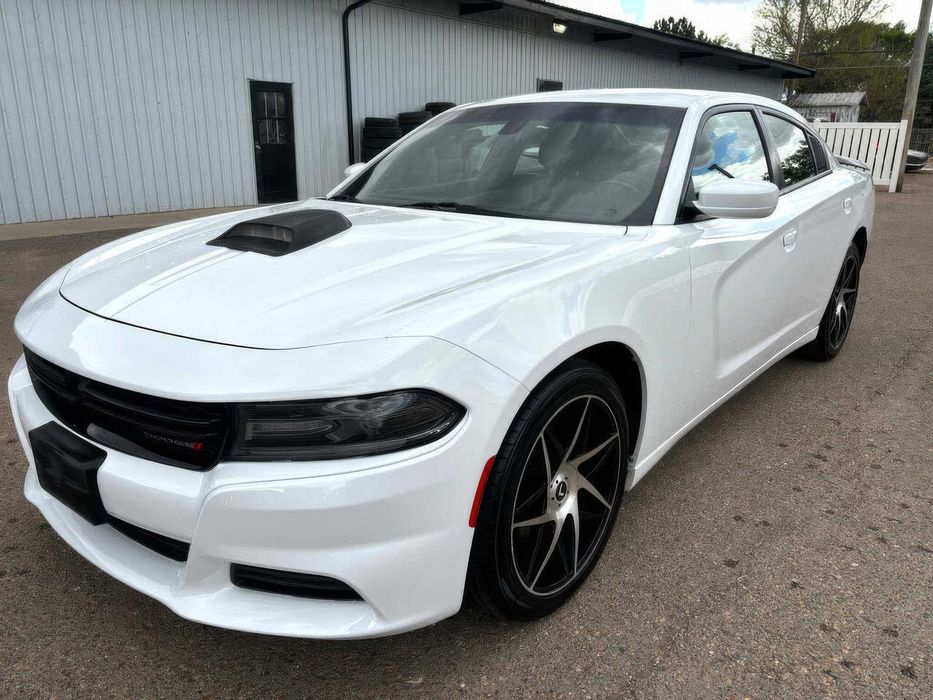 Dodge Charger SXT      2019