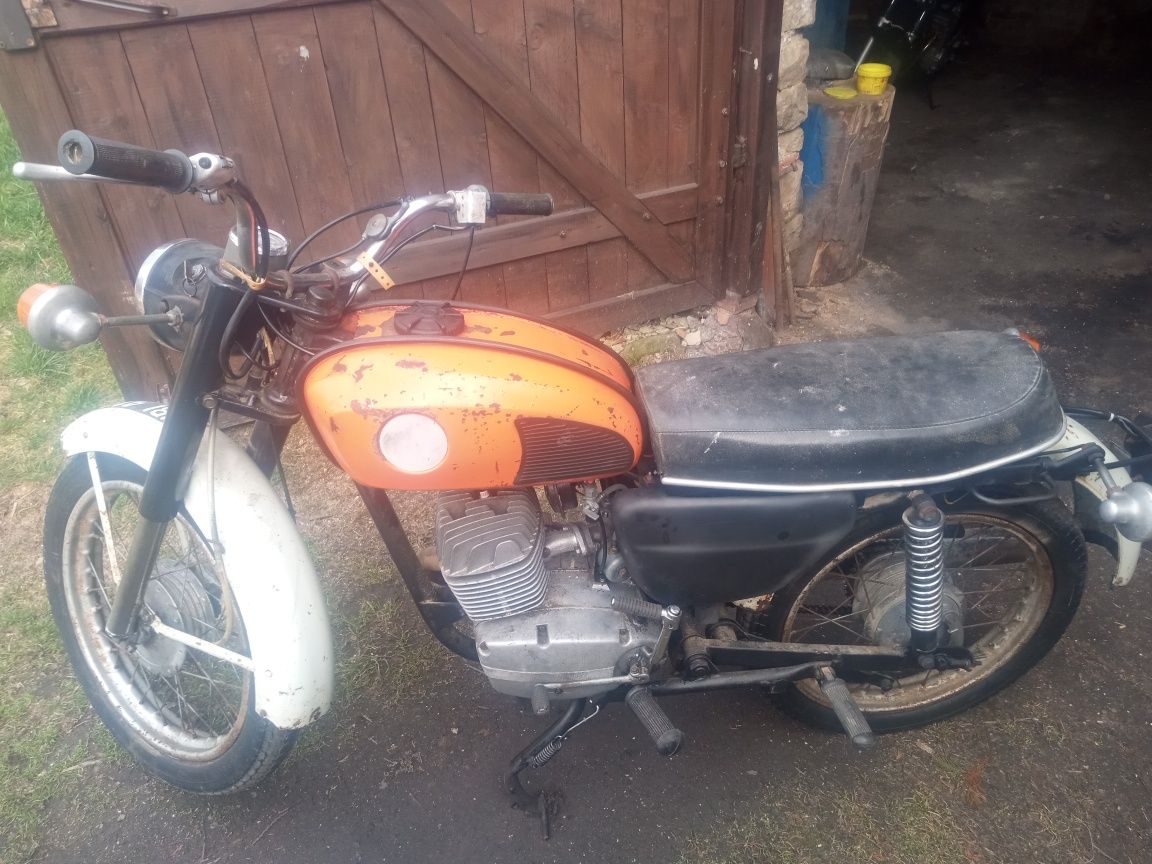 Wsk 175.na chodzie.orginał