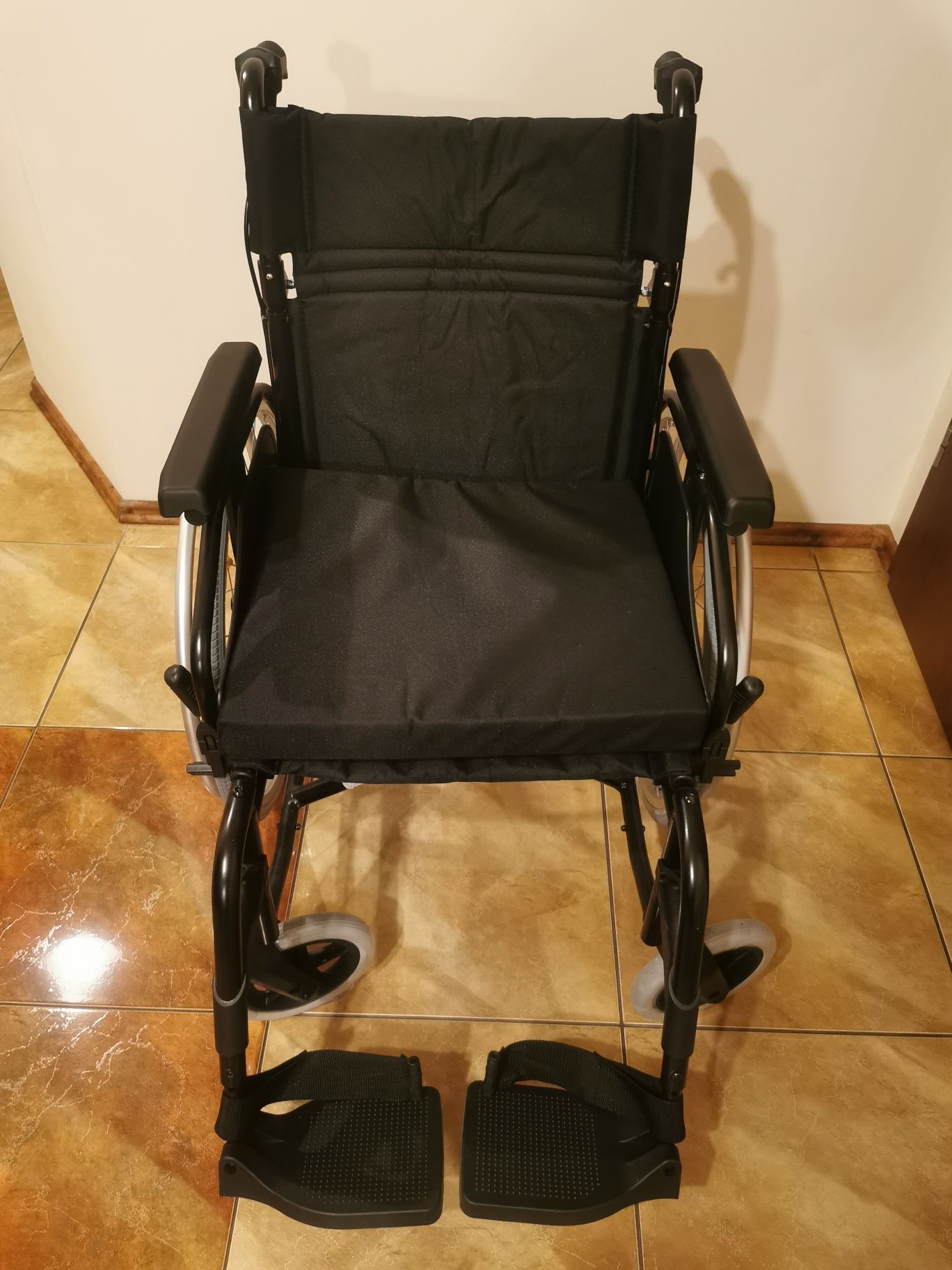 NOWY aluminowy wózek inwalidzki Cruiser Active RF3