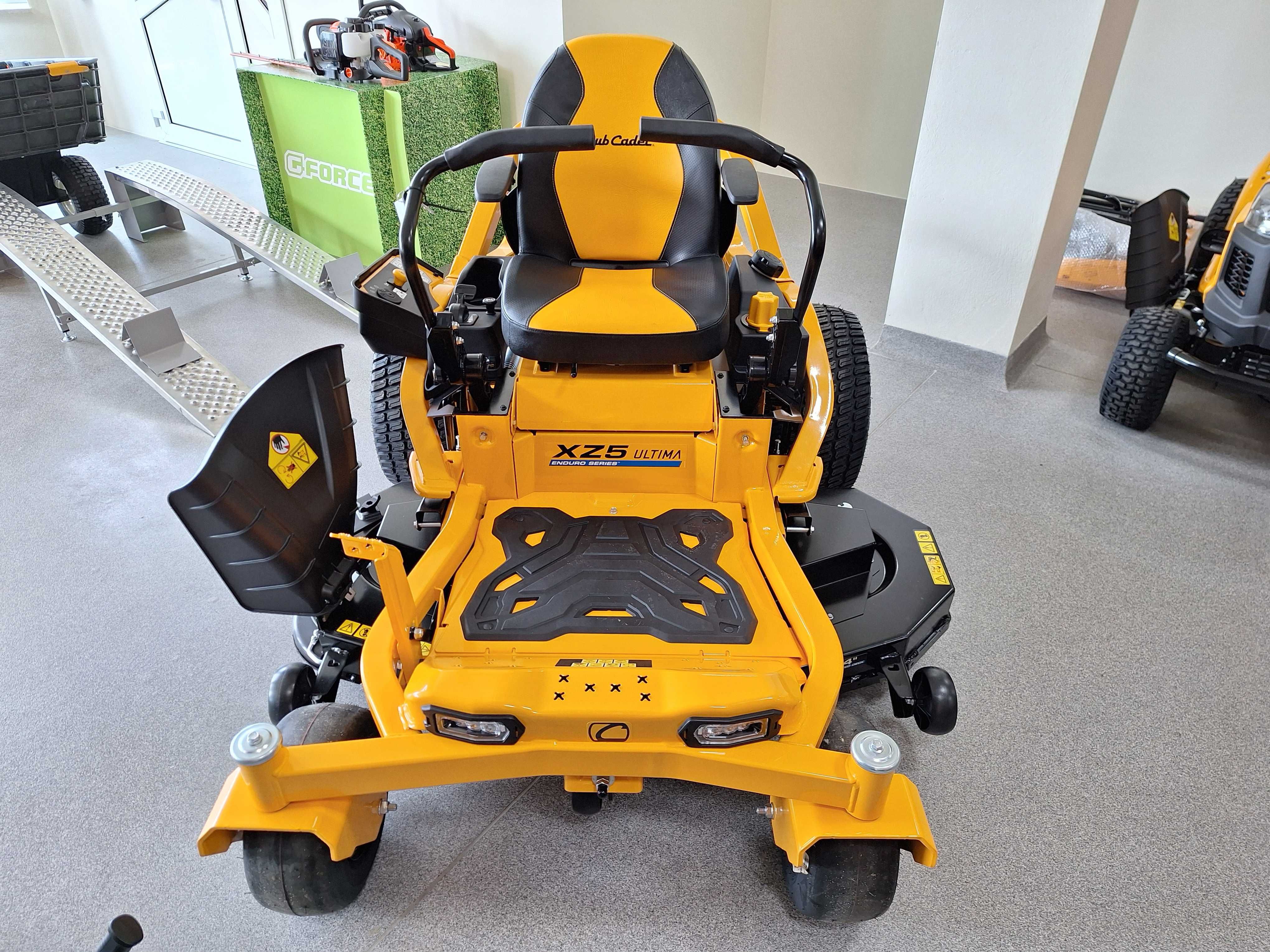 POTĘŻNY Traktorek Kosiarka Cub Cadet Zero Turn XZ5 L137 Kawasaki 24K